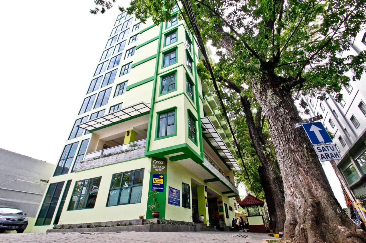 Green Batara Hotel Bandung Exteriör bild