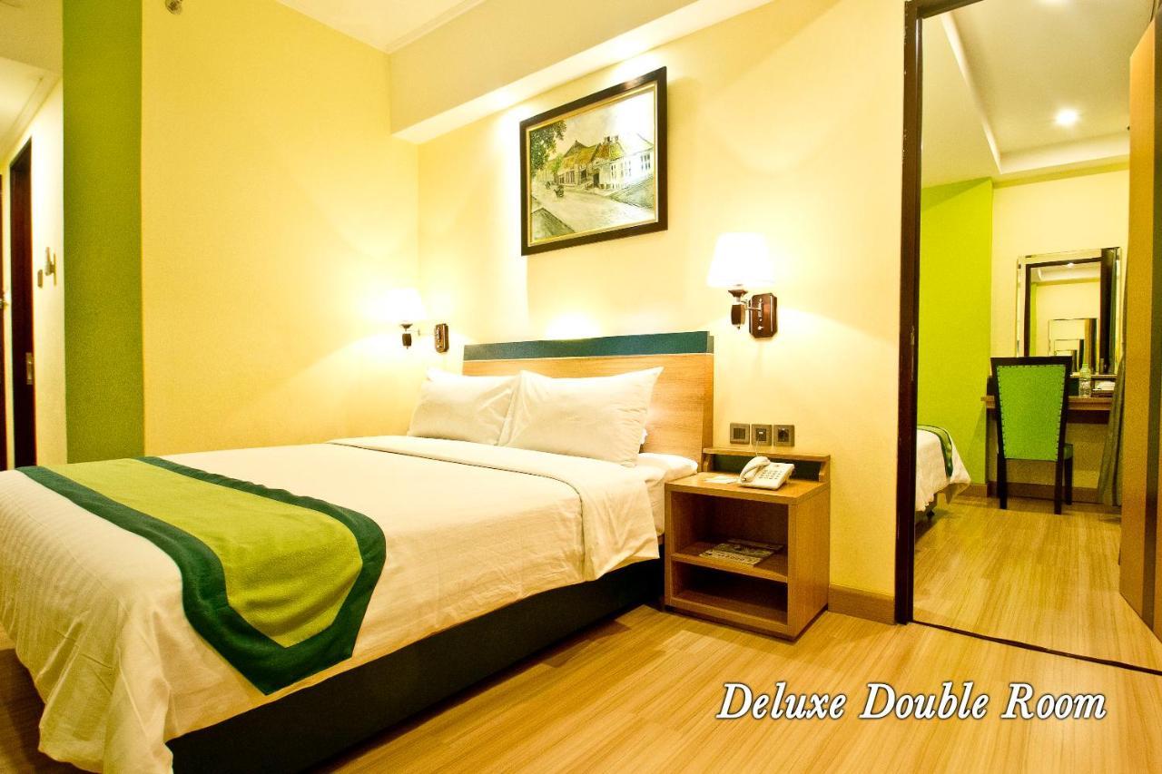 Green Batara Hotel Bandung Exteriör bild